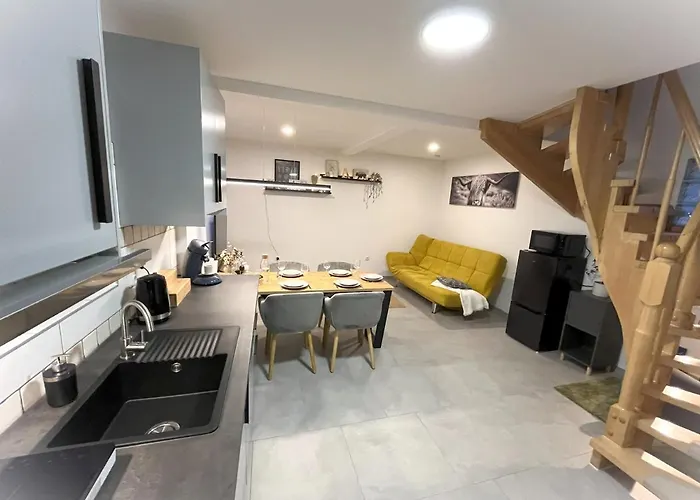 شقة Phantasialand, Therme, Koeln, Bonn, Arbeitsplatz, Baeckerei Um Ecke *