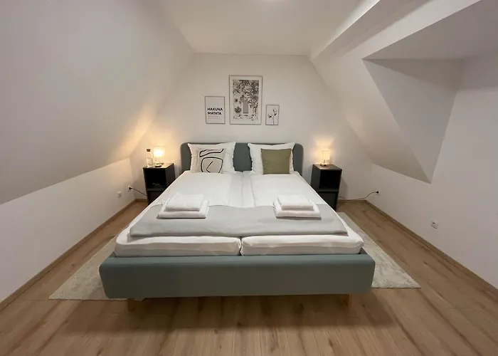 Phantasialand, Therme, Koeln, Bonn, Arbeitsplatz, Baeckerei Um Ecke